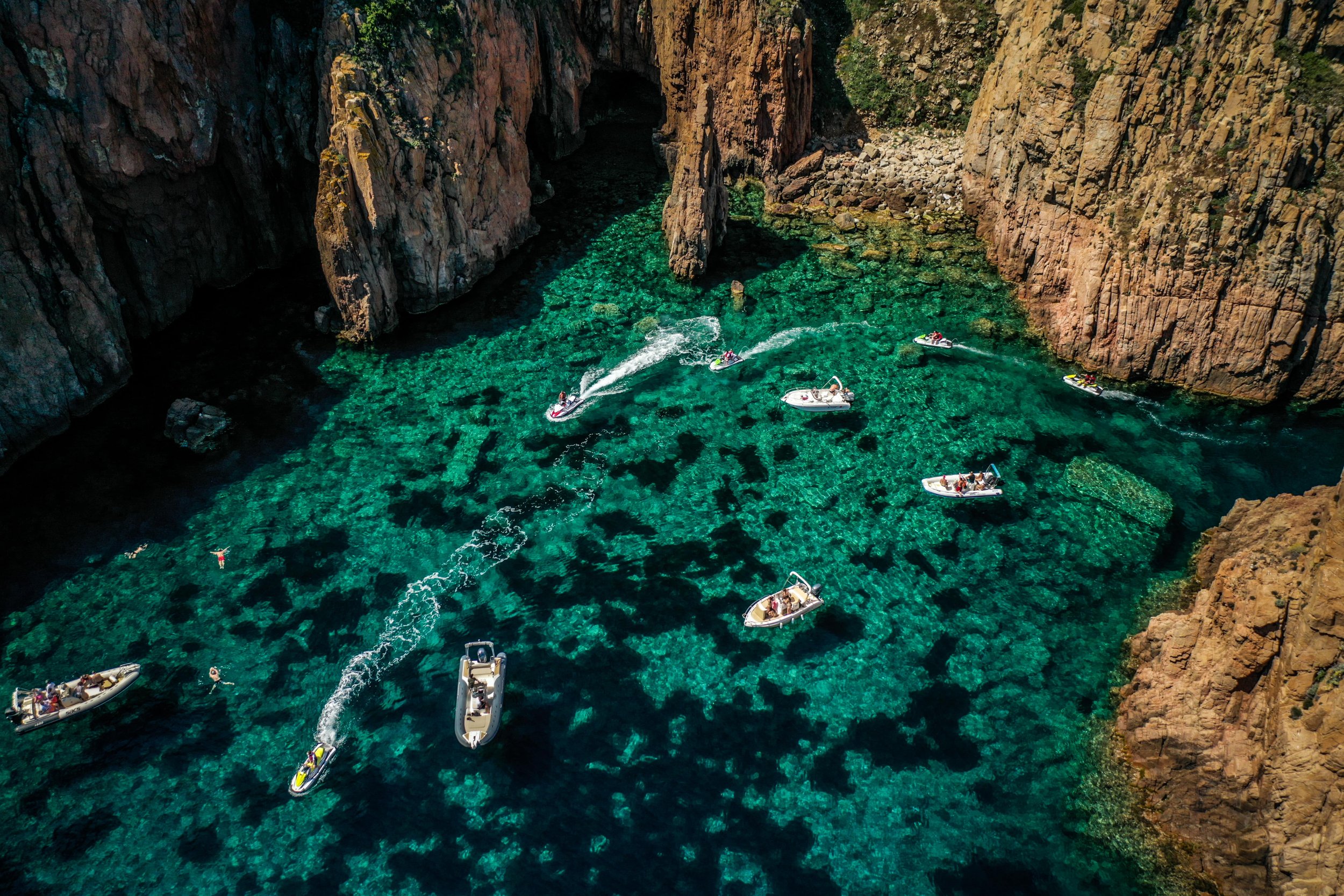 Randonnée JET SKI dans les Calanques de Piana